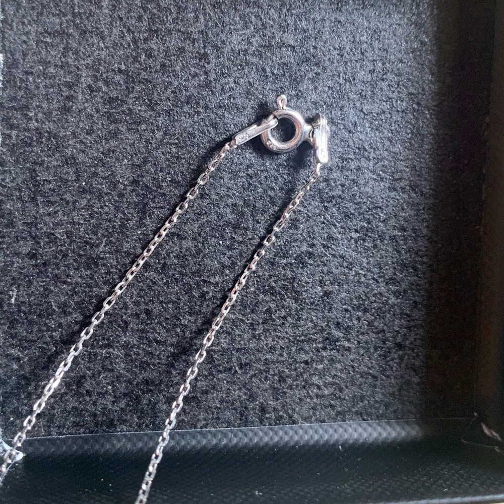 Rainbow Dimond star necklace - Picture 13 of 16